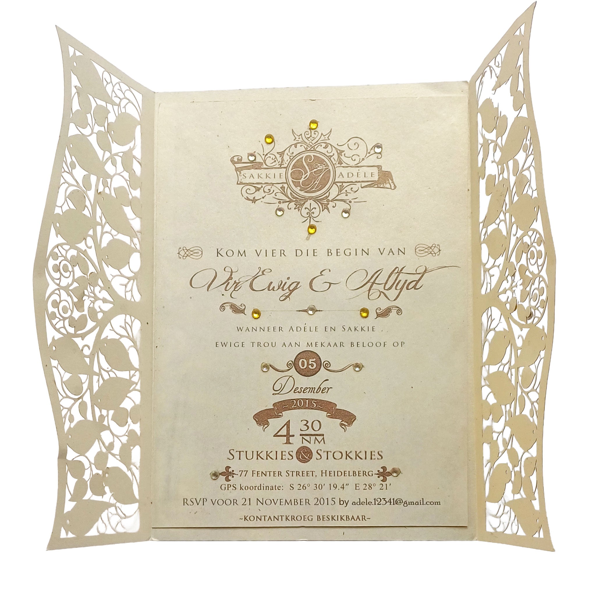 Elegant Forevermore Momentos timeless cardstock invitations with intricate floral cutout design and gold accents